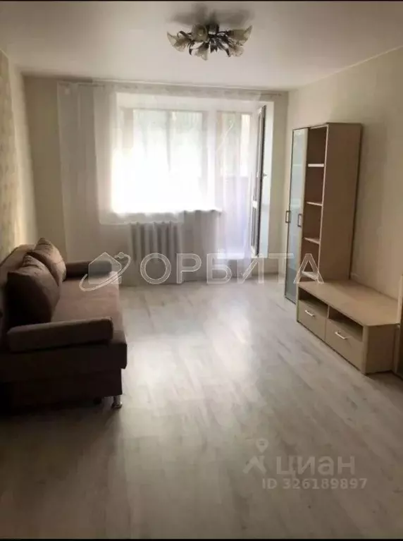1-к кв. Тюменская область, Тюмень Харьковская ул., 57/3 (37.6 м) - Фото 1