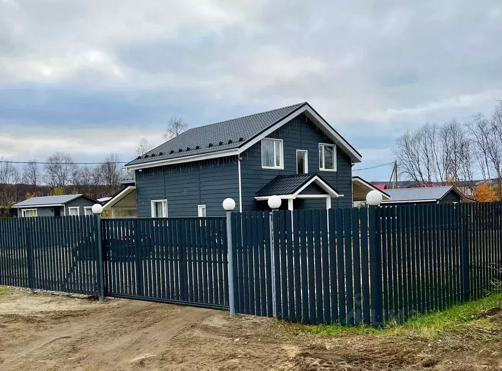 Дом в Мурманская область, Кольский район, Молочный городское ... - Фото 1