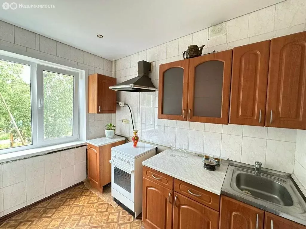 3-комнатная квартира: Омск, микрорайон Заозёрный, улица Бородина, 37 ... - Фото 0