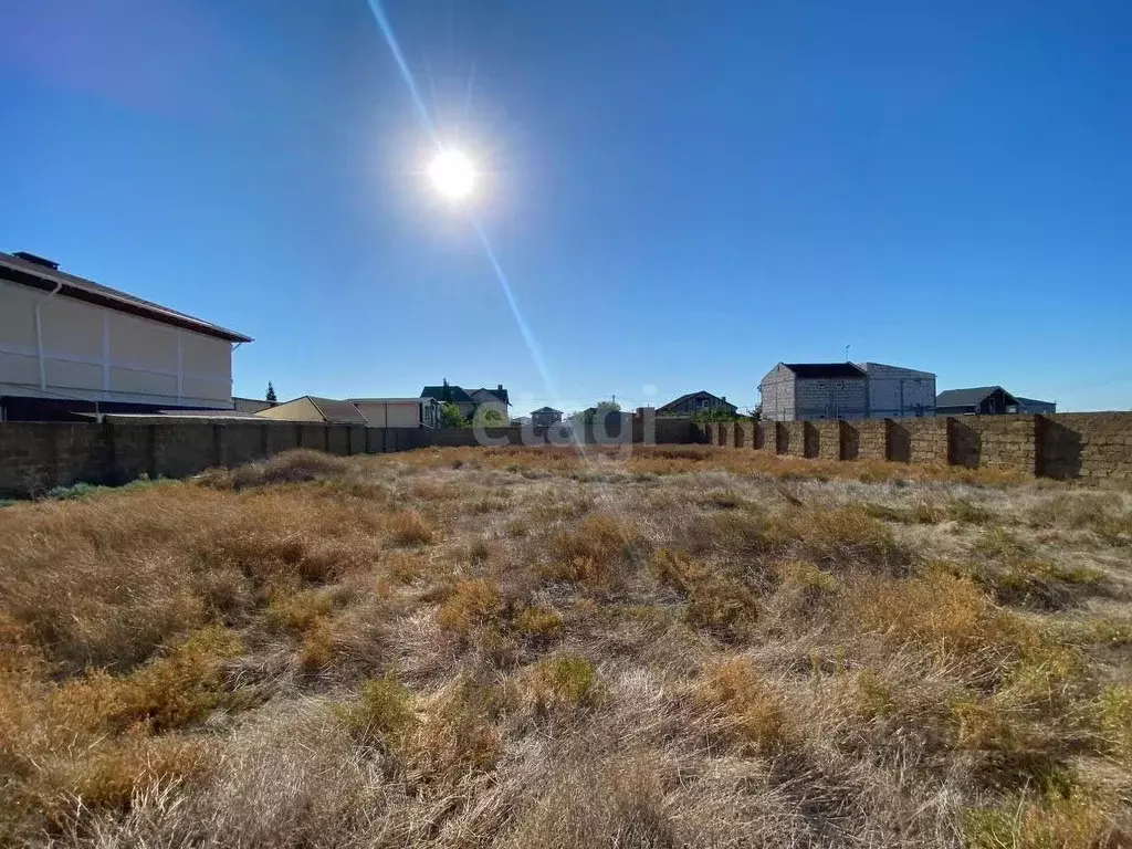 Участок в Крым, Сакский район, Молочненское с/пос, с. Витино ул. ... - Фото 1