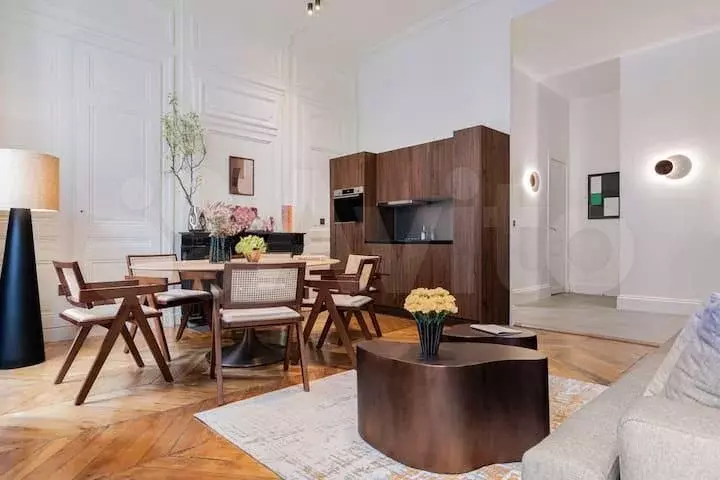 3-к. квартира, 110 м, 3/6 эт. - Фото 0