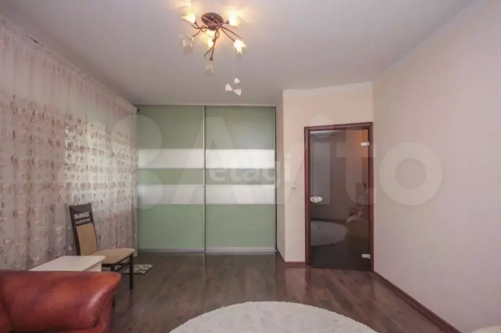 Комната 20 м в 4-к., 5/9 эт. - Фото 1