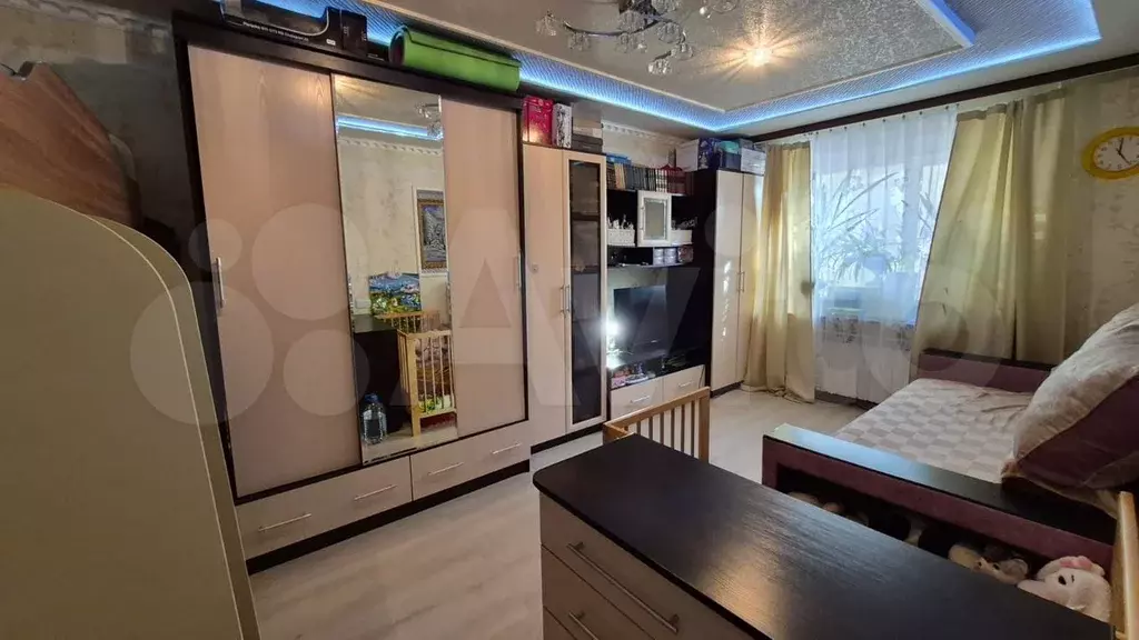 Комната 34 м в 2-к., 1/9 эт. - Фото 1