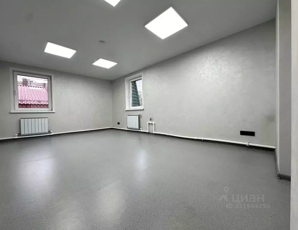Офис в Алтайский край, Барнаул Мало-Тобольская ул., 10 (22 м) - Фото 1