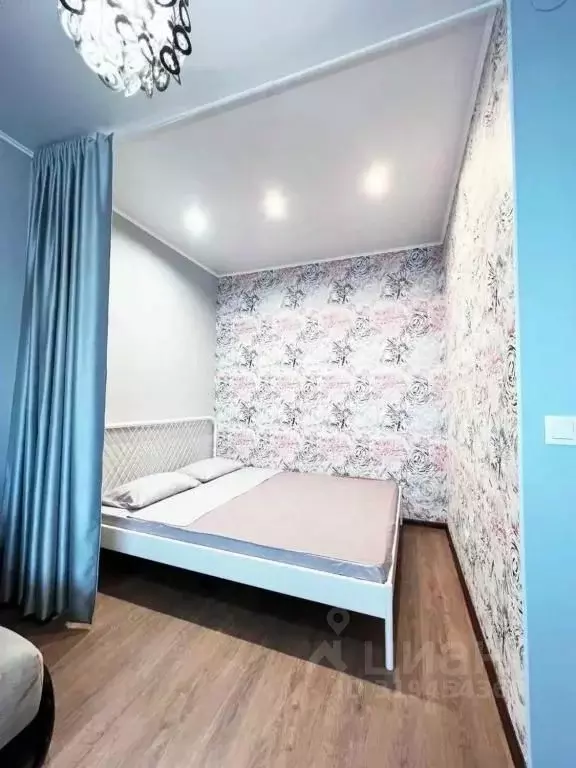 1-к кв. Тюменская область, Тюмень ул. Революции, 228к1 (36.0 м) - Фото 0