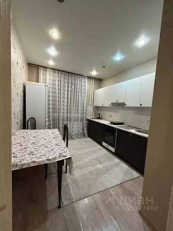 2-к кв. Тюменская область, Тюмень Велижанская ул., 70 (59.0 м) - Фото 1