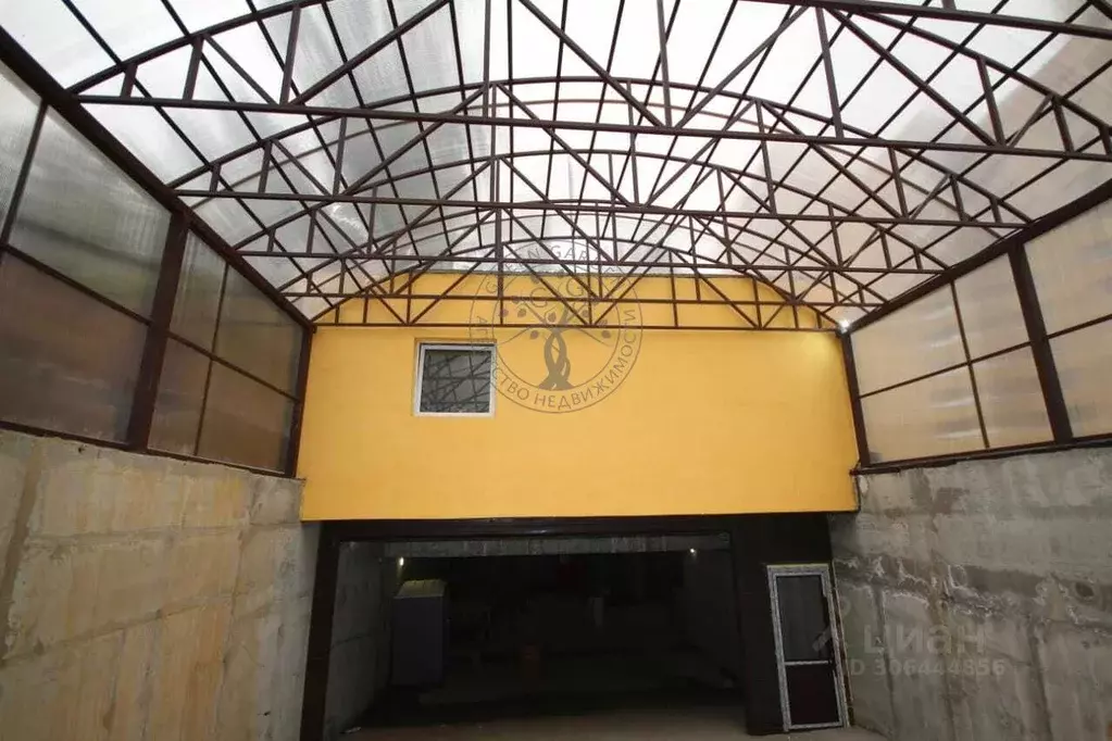 Склад в Свердловская область, Екатеринбург ул. Бакинских Комиссаров, ... - Фото 1