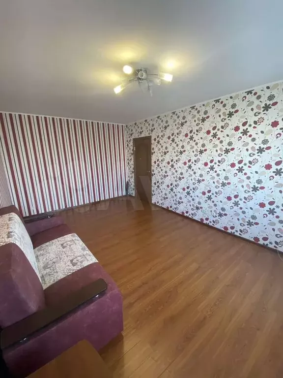 2-к. квартира, 55 м, 8/9 эт. - Фото 0