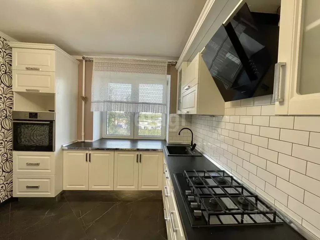 3-к кв. Брянская область, Брянский район, Снежское с/пос, пос. Путевка ... - Фото 1