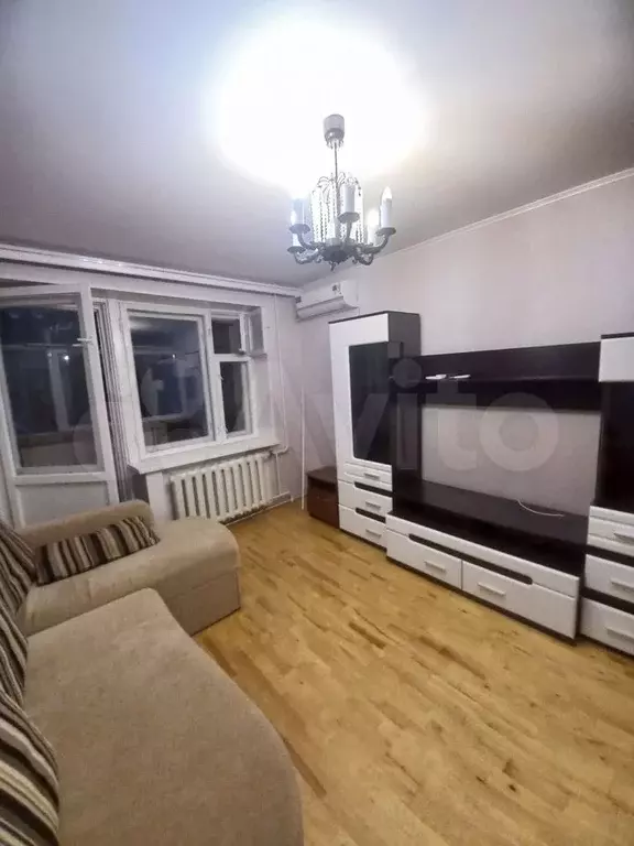 3-к. квартира, 70 м, 2/5 эт. - Фото 0