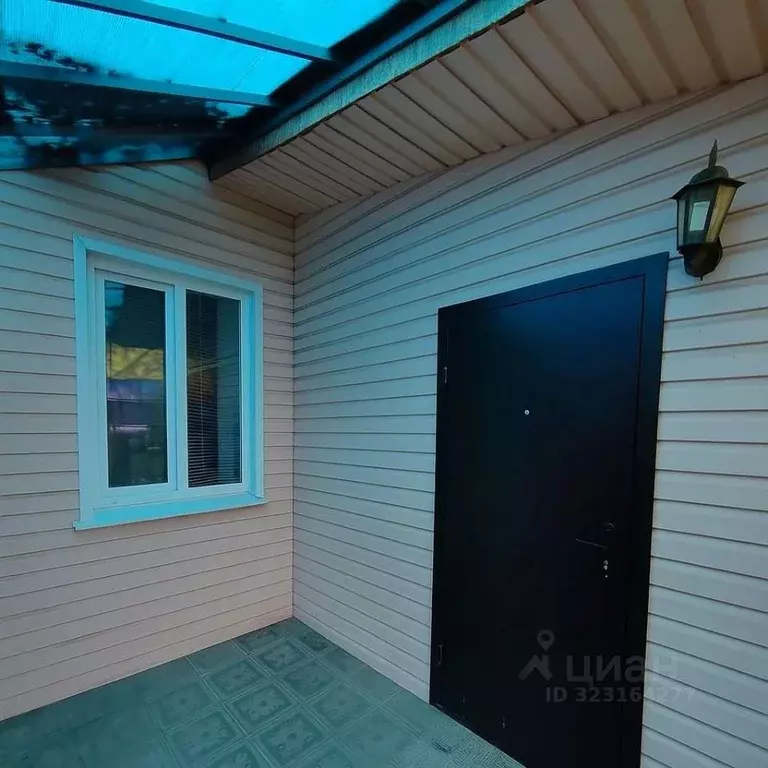 Дом в Оренбургская область, Бузулукский район, Палимовский сельсовет, ... - Фото 1