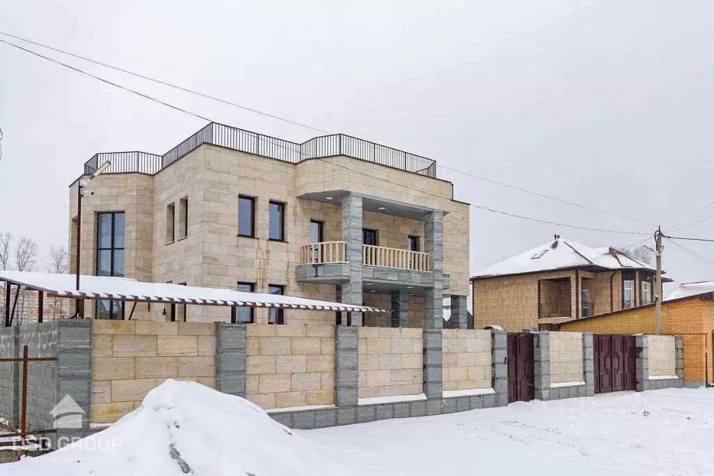 Коттедж в Хабаровский край, Хабаровск Агатовая ул. (648 м) - Фото 0