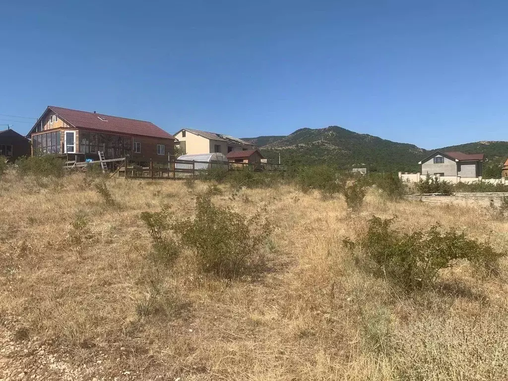 Участок в Крым, Кировский район, Старый Крым городское поселение ул. ... - Фото 1