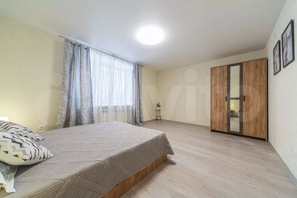 2-к. квартира, 60 м, 1/9 эт. - Фото 1