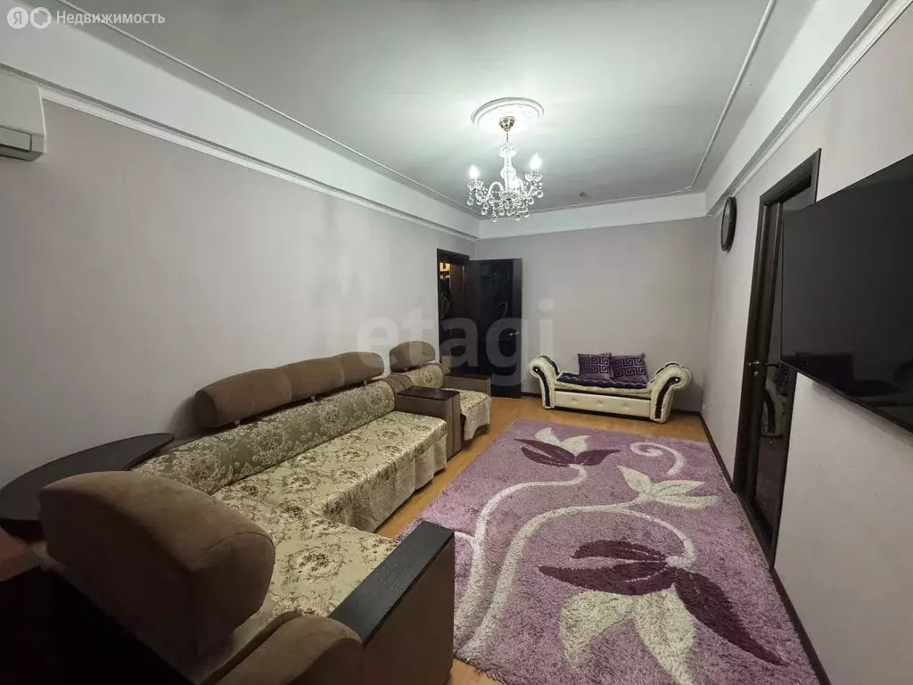 3-комнатная квартира: Каспийск, улица Ленина, 8 (58.7 м) - Фото 2