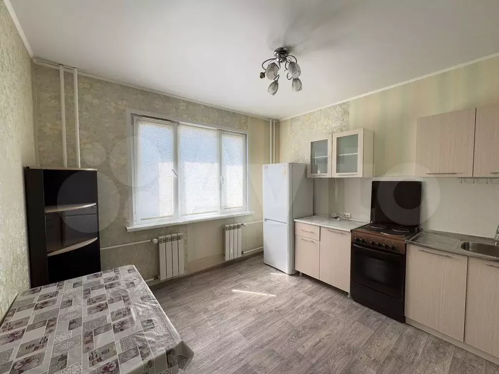1-к. квартира, 40 м, 14/17 эт. - Фото 1