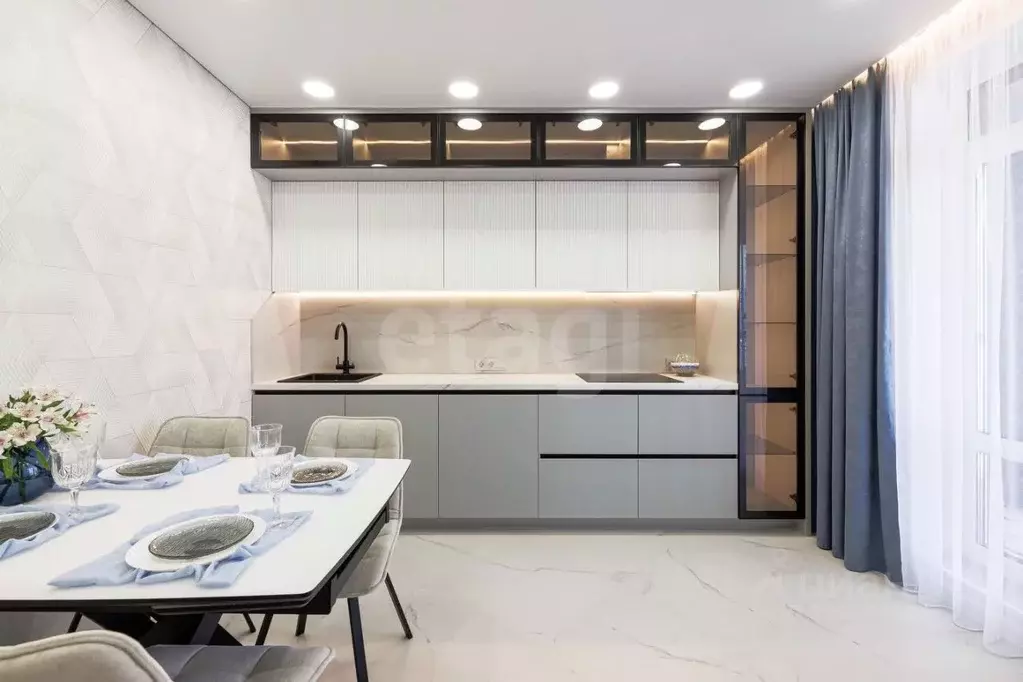 3-к кв. Тюменская область, Тюмень ул. Константина Посьета, 4к1 (69.6 ... - Фото 1