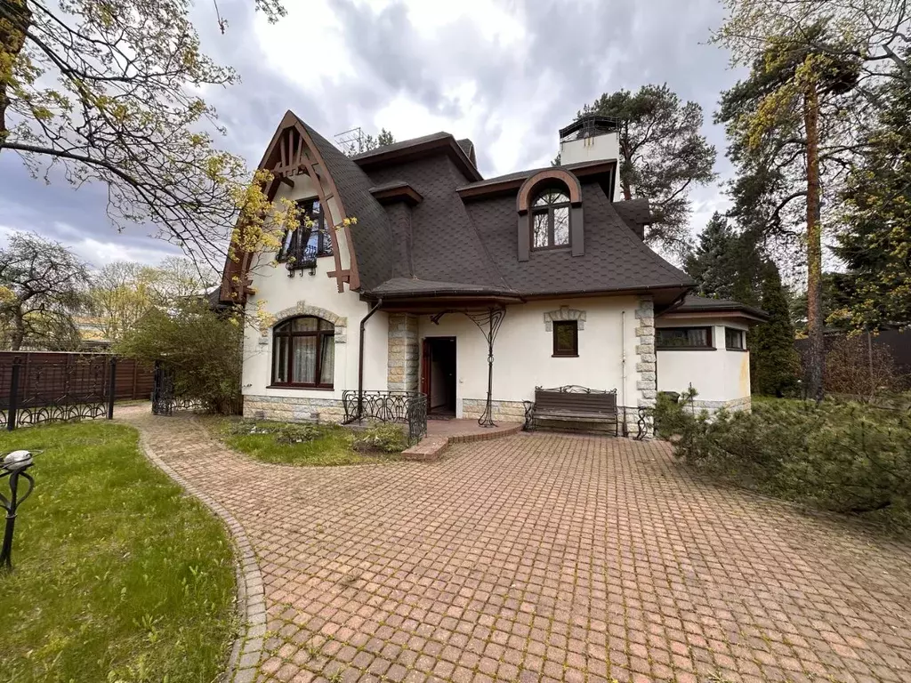 Дом в Санкт-Петербург Варваринская ул., 4 (270 м) - Фото 0