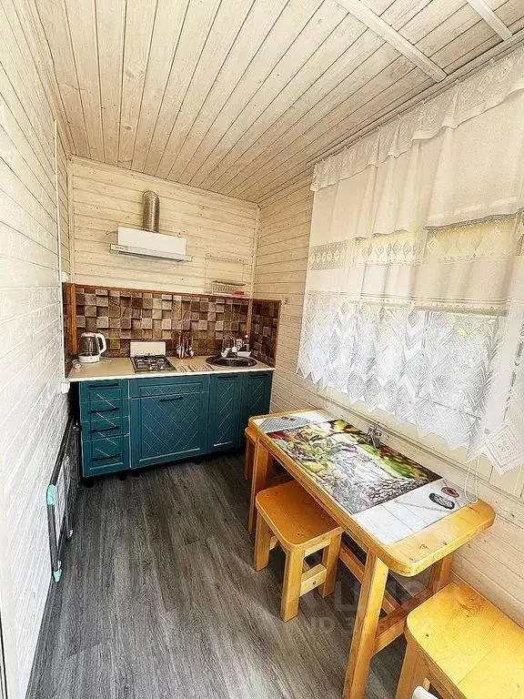Дом в Крым, Сакский район, с. Штормовое ул. Прибрежная, 22 (36 м) - Фото 1