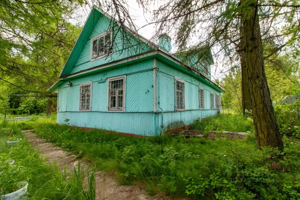 Участок в Санкт-Петербург, Санкт-Петербург, Петергоф Комсомольская ... - Фото 0