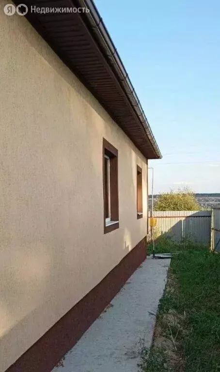 Дом в село Беловское, Восточная улица, 2 (94 м) - Фото 1