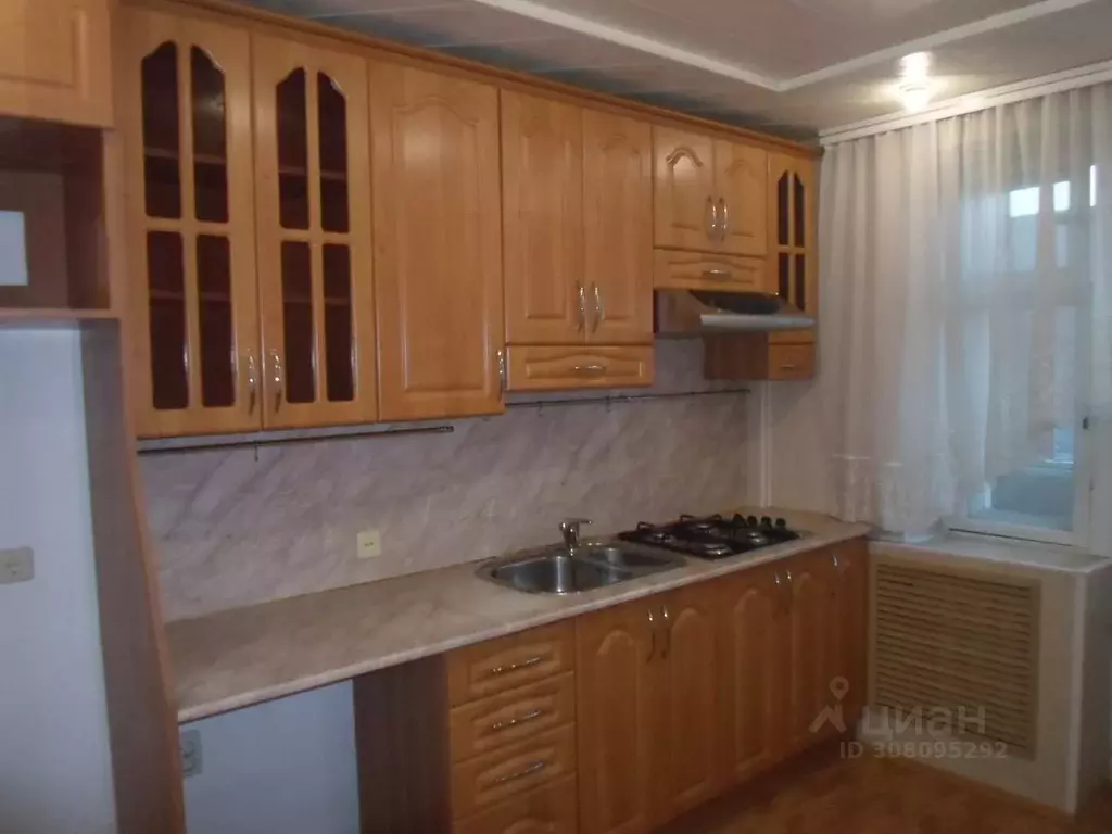 2-к кв. Кабардино-Балкария, Нальчик ул. Идарова, 174 (53.1 м) - Фото 1