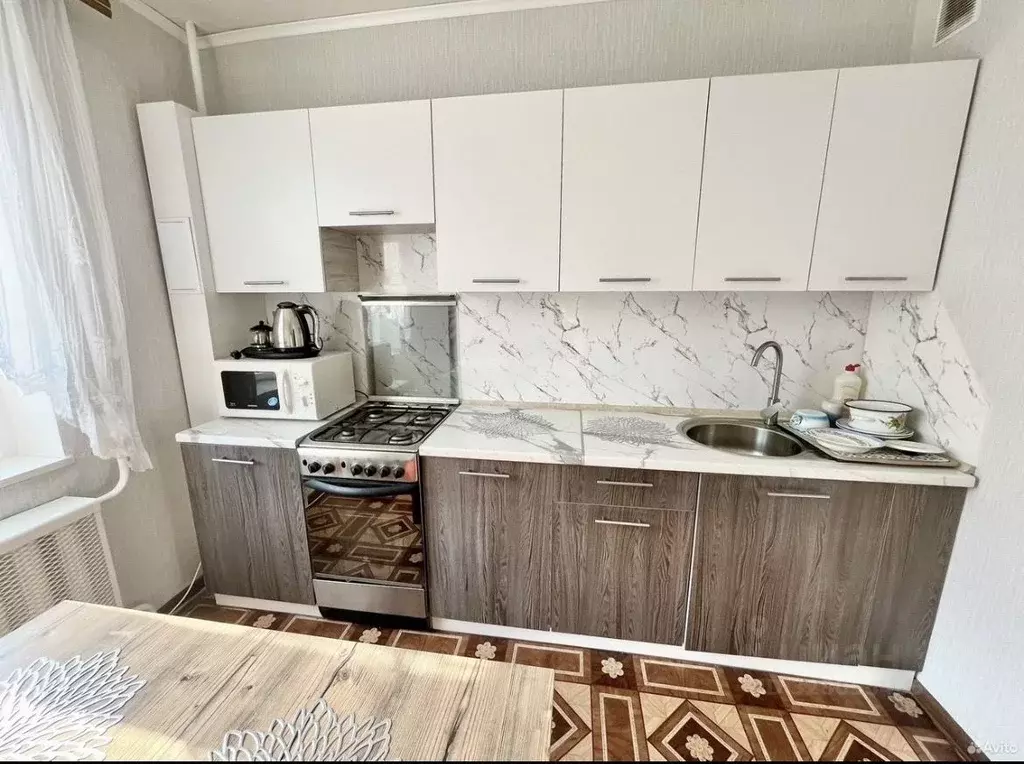 2-к кв. Вологодская область, Череповец ул. Краснодонцев, 98 (50.1 м) - Фото 1