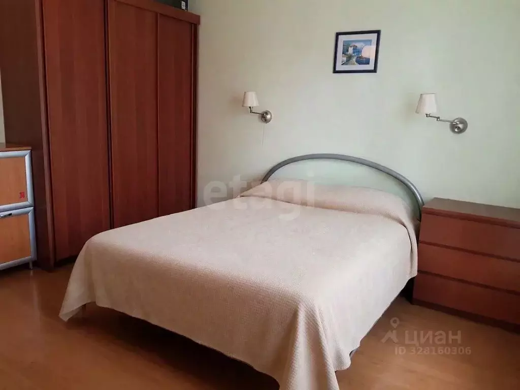 3-к кв. Санкт-Петербург 3-я Красноармейская ул., 2/31 (93.3 м) - Фото 1