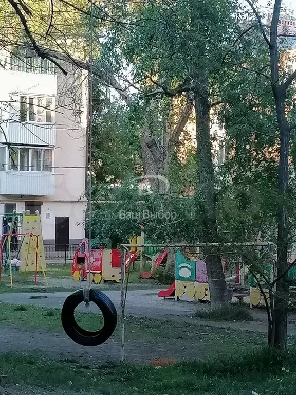 Комната 15,5 м в 3-к., 2/4 эт. - Фото 1