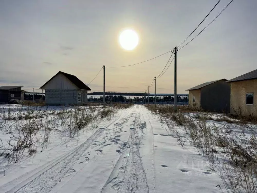 Участок в Иркутская область, Иркутский муниципальный округ, д. ... - Фото 2