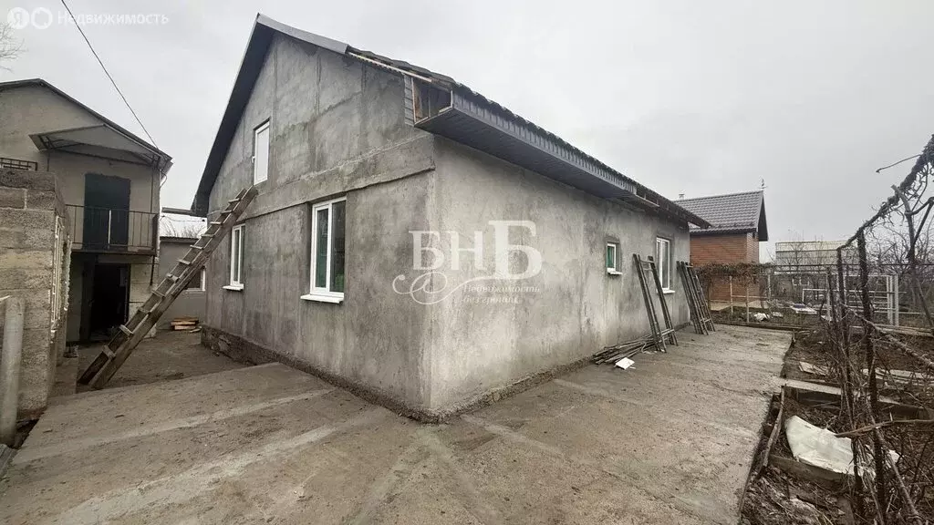 Дом в село Ивановка, Советская улица (100 м) - Фото 1