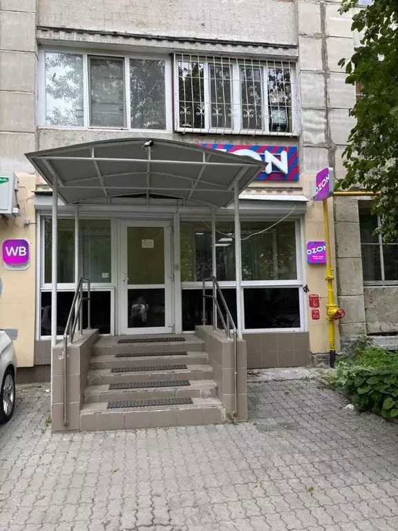 Помещение свободного назначения в Свердловская область, Екатеринбург ... - Фото 0