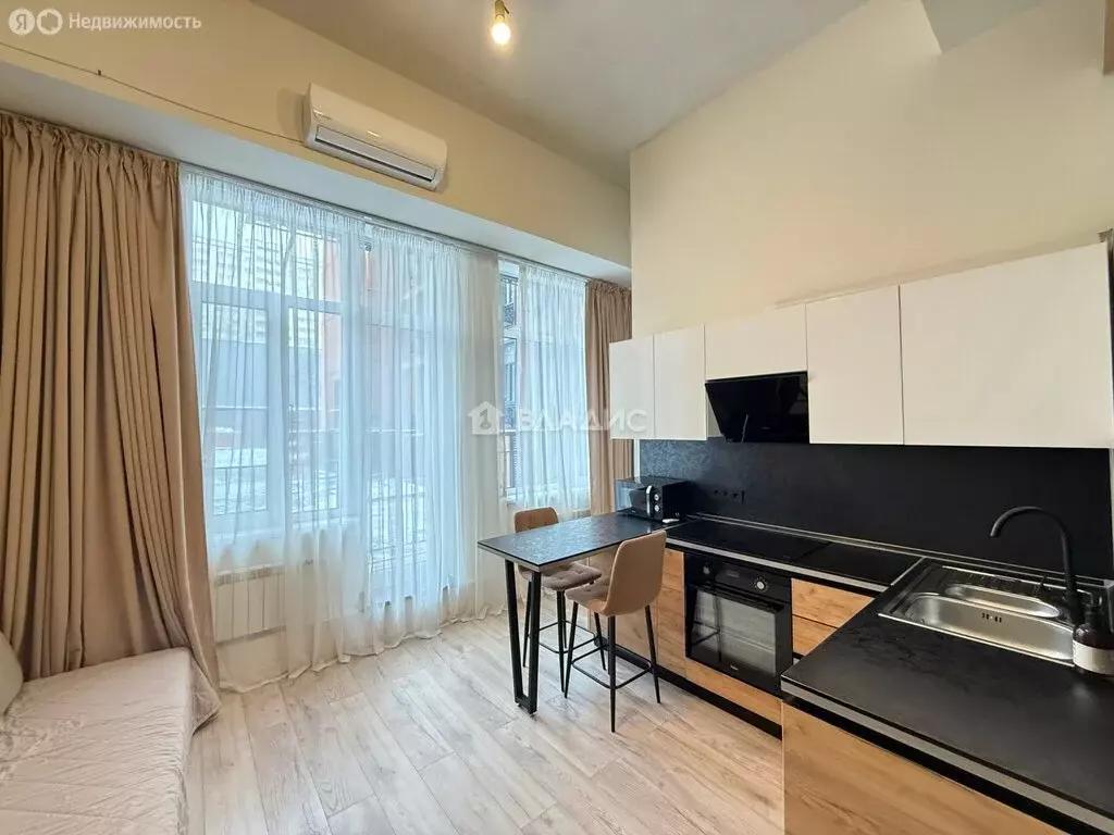 Квартира-студия: Москва, Херсонская улица, 41А (45 м) - Фото 1