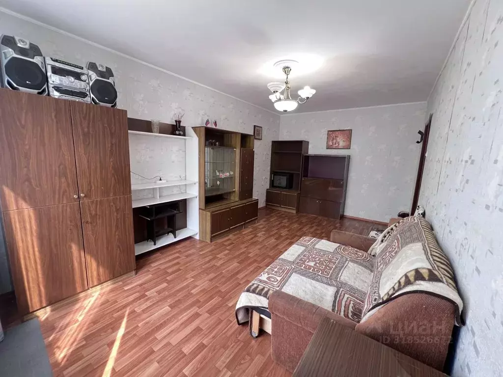 Комната Санкт-Петербург Серебристый бул., 22К1 (18.0 м) - Фото 1