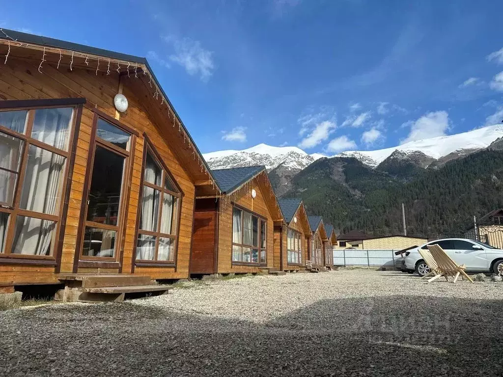 Дом в Карачаево-Черкесия, Зеленчукский район, с. Архыз ул. Ленина, 9Б ... - Фото 1