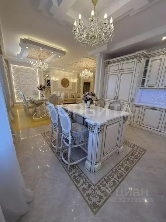 5-к кв. Тюменская область, Тюмень 6-й мкр, ул. Валерии Гнаровской, ... - Фото 1