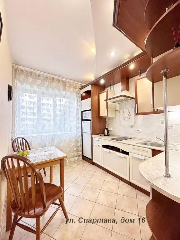 1-к. квартира, 37 м, 3/6 эт. - Фото 1