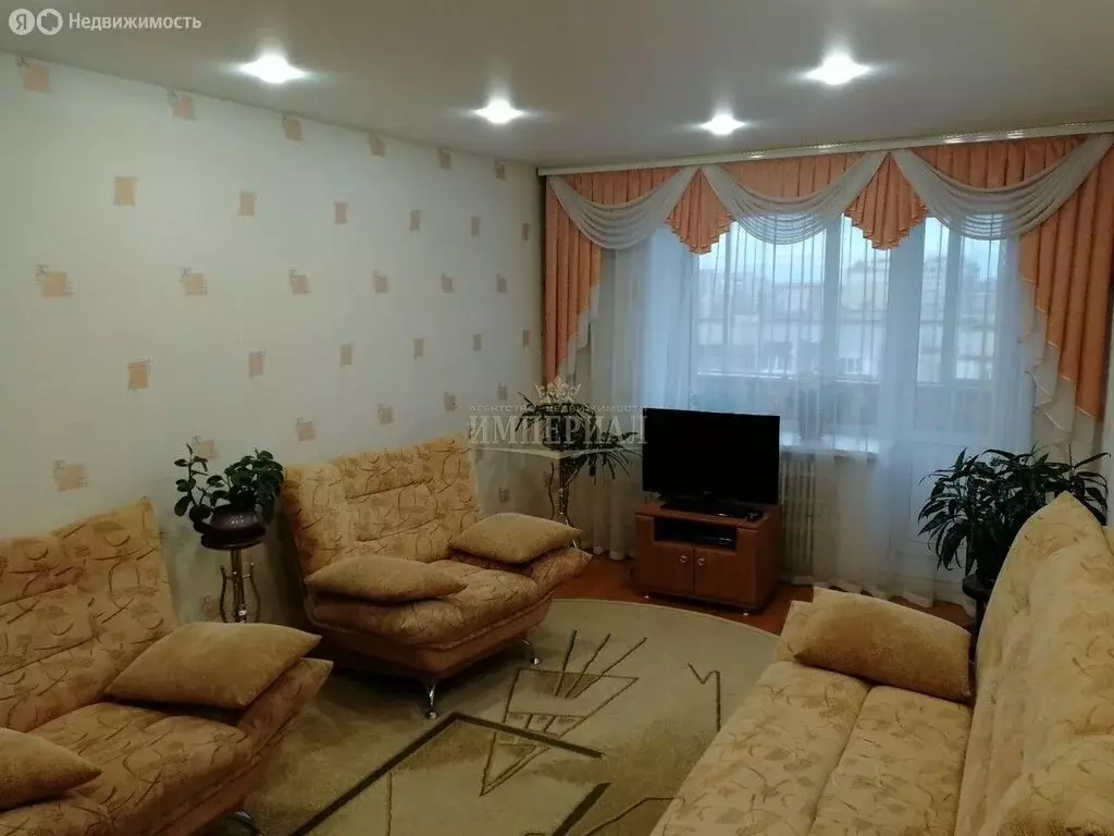 3-комнатная квартира: Йошкар-Ола, улица Свердлова, 49 (74.1 м) - Фото 0