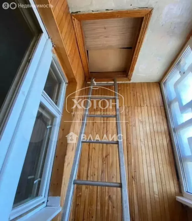 3-комнатная квартира: Элиста, 8-й микрорайон, 6 (63.5 м) - Фото 0