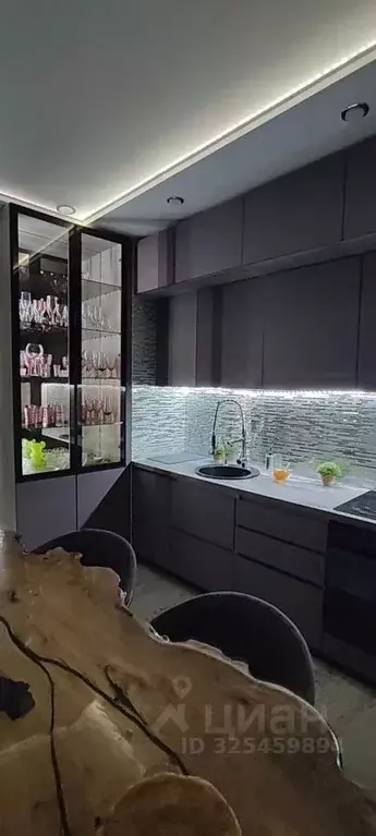 4-к кв. Иркутская область, Иркутск ул. Пискунова, 142/4 (98.3 м) - Фото 1