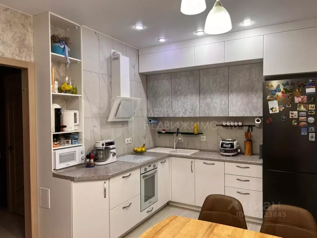 2-к кв. Тюменская область, Тюмень ул. Дмитрия Менделеева, 2 (52.0 м) - Фото 1