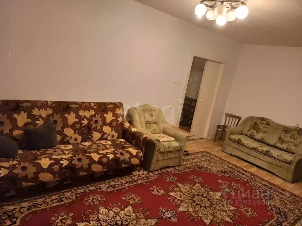 2-к кв. Саратовская область, Саратов Миллеровская ул., 33 (70.0 м) - Фото 1
