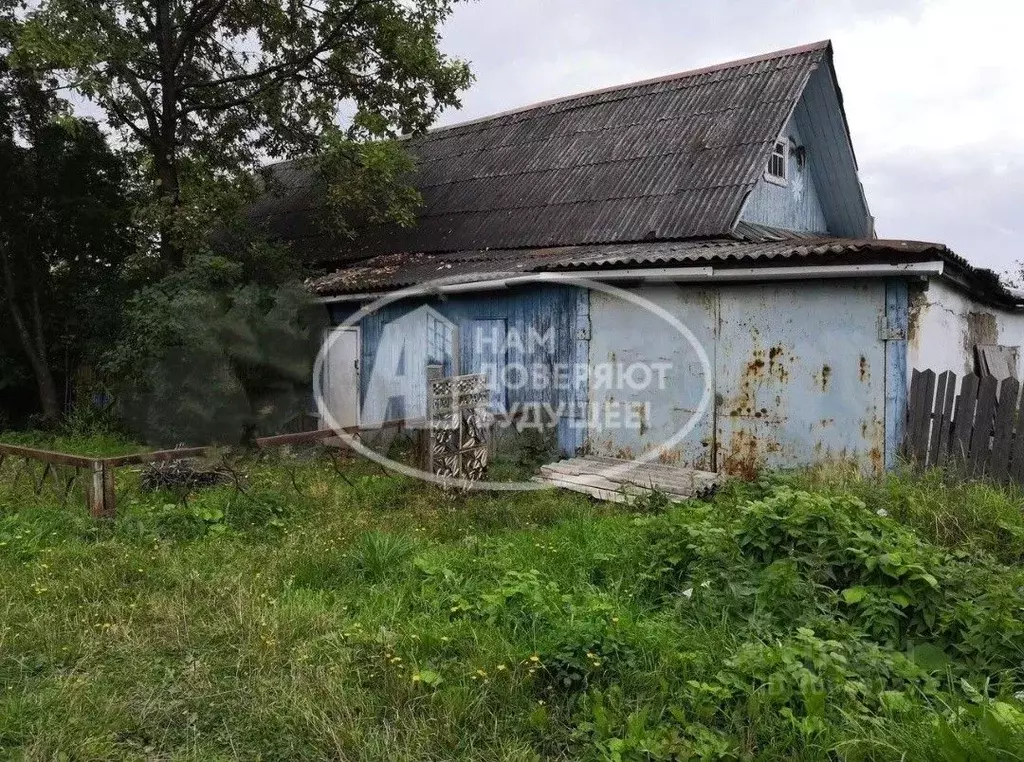 Дом в Пермский край, Добрянка ул. Буровиков, 16 (30 м) - Фото 1