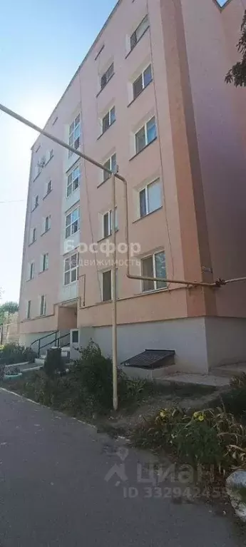 2-к кв. Крым, Кировский район, с. Яркое Поле ул. Ленина (52.4 м) - Фото 1