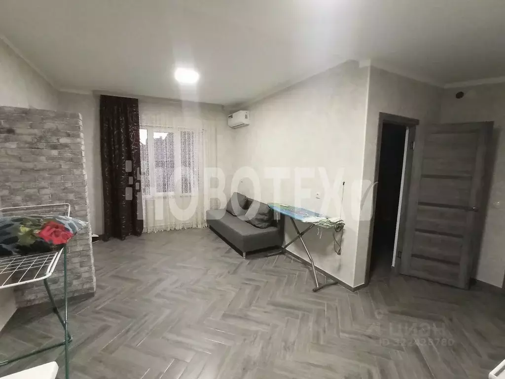 2-к кв. Краснодарский край, Крымск ул. Красной Розы, 20 (48.0 м) - Фото 2