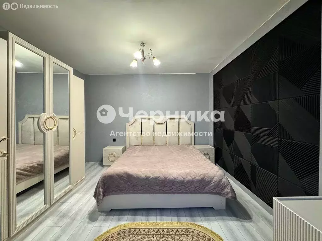 3-комнатная квартира: Шахты, Земледельческая улица, 73 (63.7 м) - Фото 1