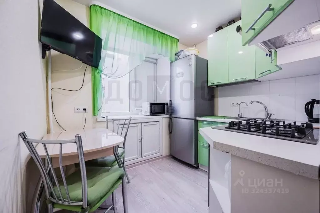 4-к кв. Свердловская область, Верхняя Пышма Юбилейная ул., 6 (63.2 м) - Фото 2