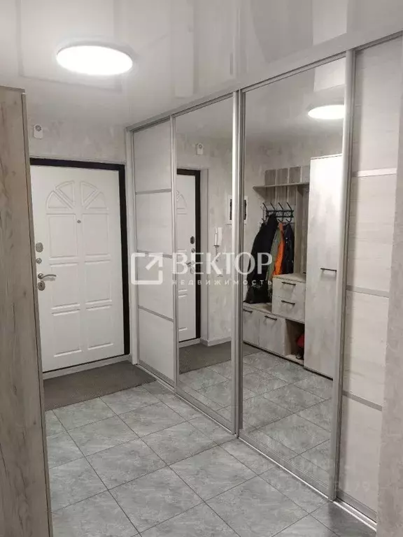 3-к кв. Ивановская область, Иваново Революционная ул., 36к2 (70.0 м) - Фото 0