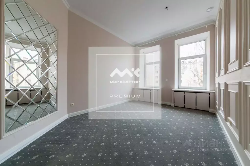 Офис в Санкт-Петербург Суворовский просп., 42 (205 м) - Фото 1