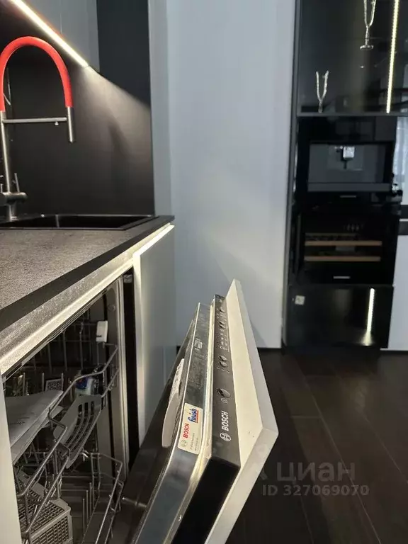 2-к кв. Москва Сосенское поселение, просп. Куприна, 36к2 (61.0 м) - Фото 2